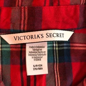 Victoria’s Secret 2 pc plaid pajamas